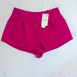 Zara NWT women sateen front pleat short in pink size large